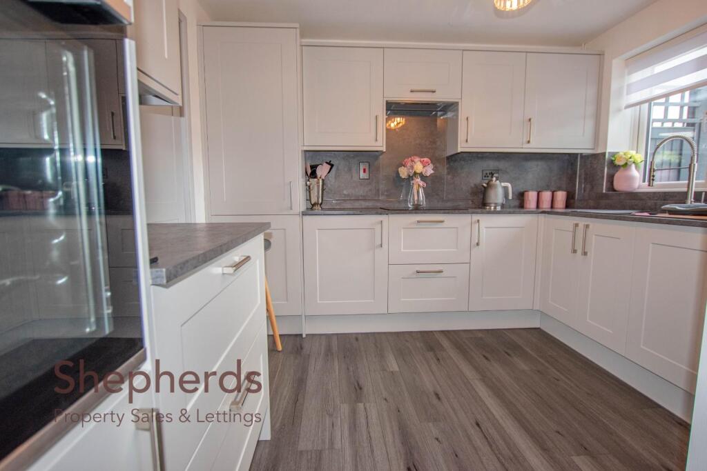 1 bed House Share for rent in Hoddesdon. From Shepherds Estate Agents - Hoddesdon