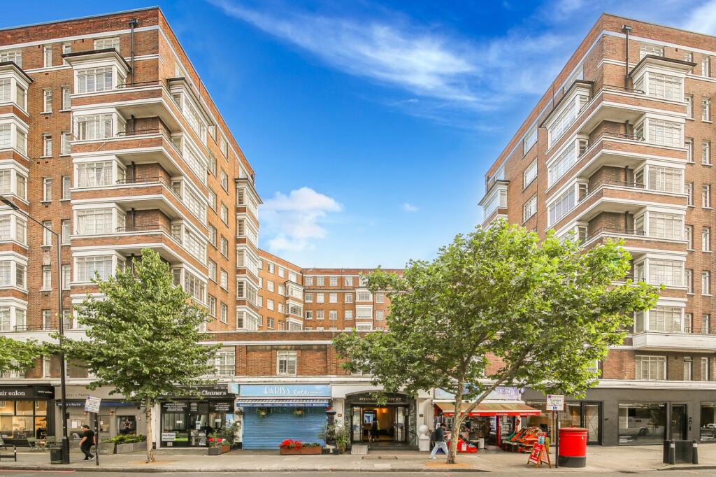 4 bed 1st Floor Flat for rent in Camden Town. From Sandfords - Regents Park
