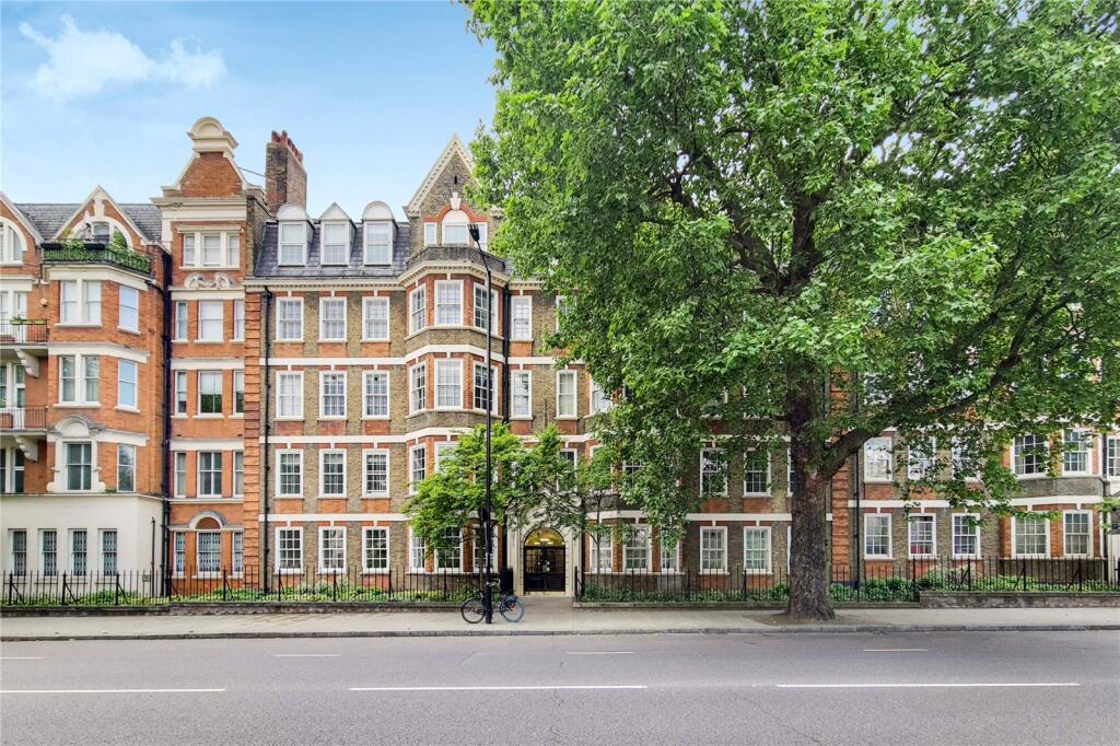 2 bed 1st Floor Flat for rent in London. From Sandfords - Regents Park