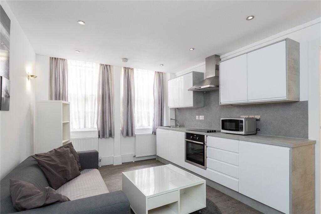 4 bed 1st Floor Flat for rent in London. From Sandfords - Regents Park