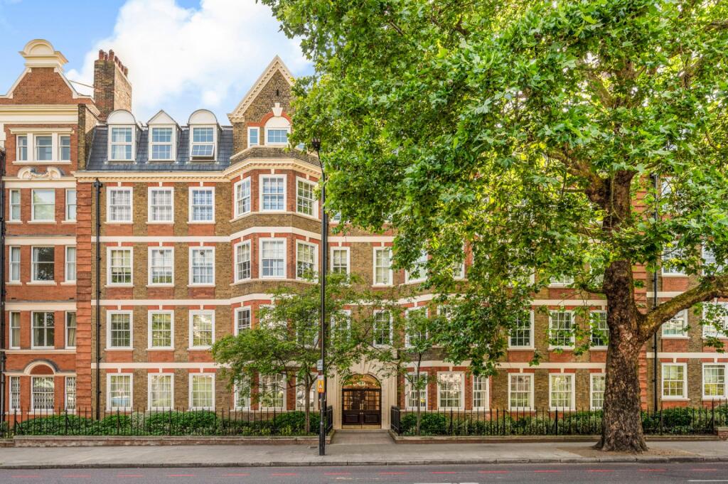 1 bed 1st Floor Flat for rent in London. From Sandfords - Regents Park