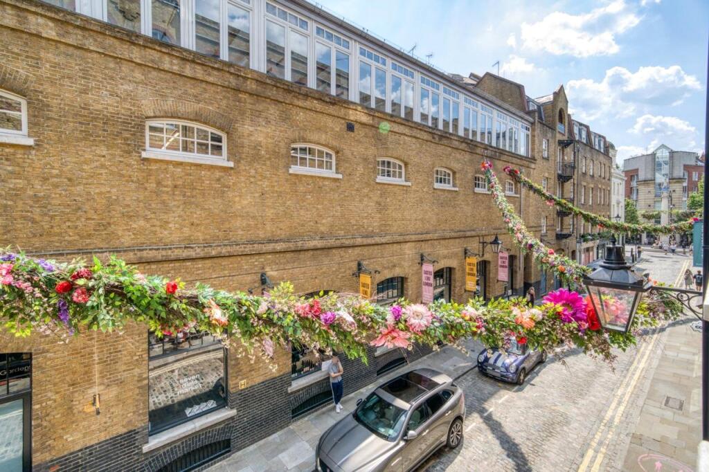 1 bed 1st Floor Flat for rent in London. From Sandfords - Regents Park