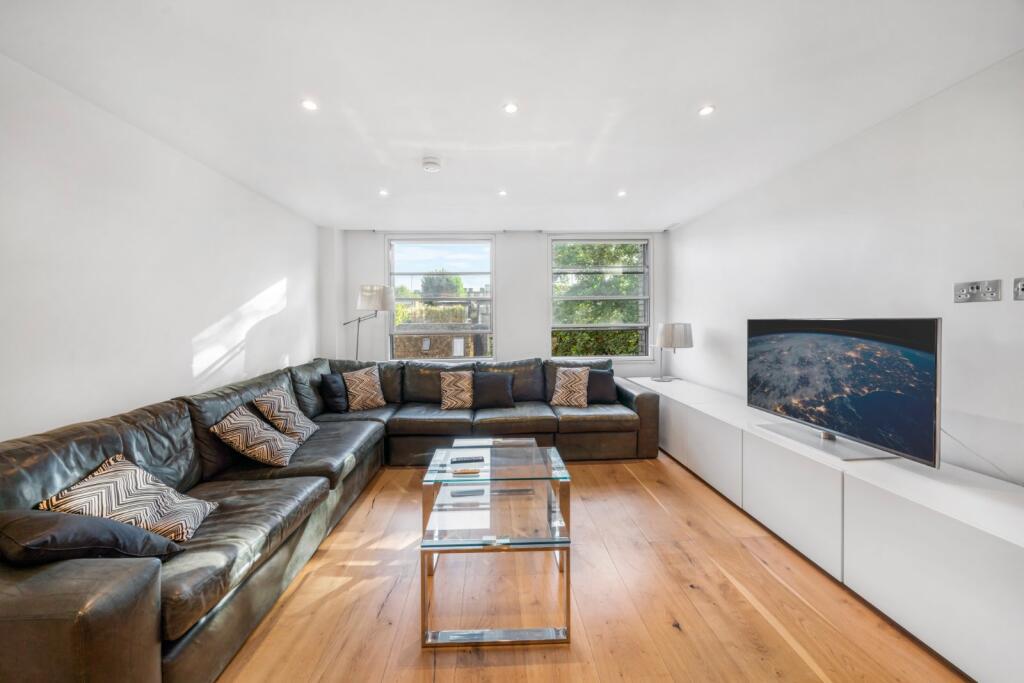 3 bed 1st Floor Flat for rent in Paddington. From Sandfords - Regents Park 3 bed 1st Floor Flat for rent in Paddington. From Sandfords - Regents Park