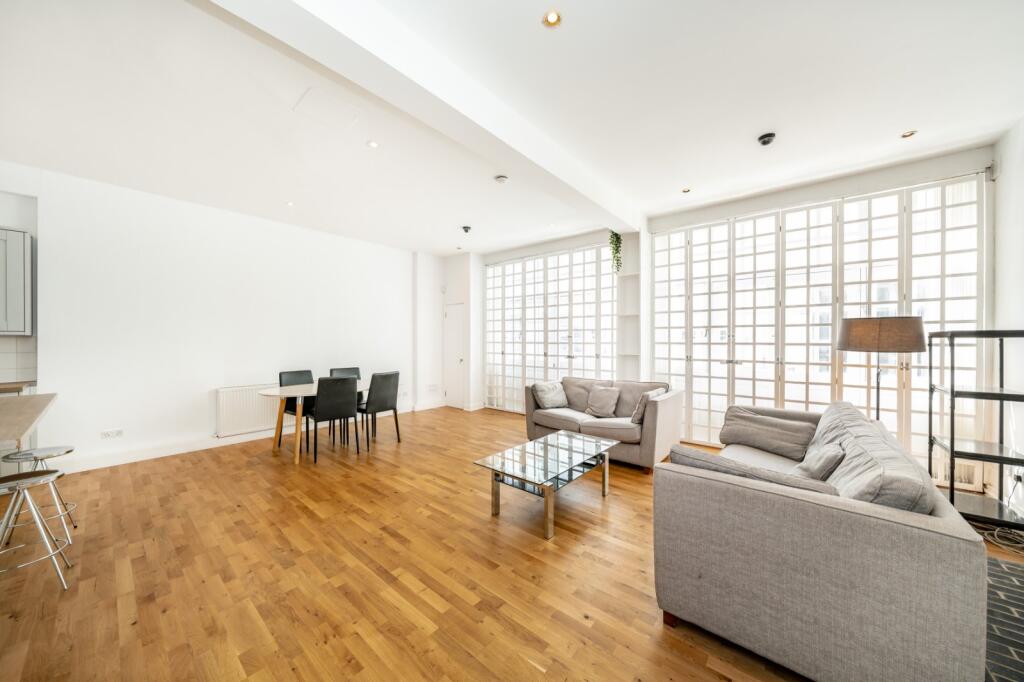 2 bed Mews for rent in Paddington. From Sandfords - Regents Park