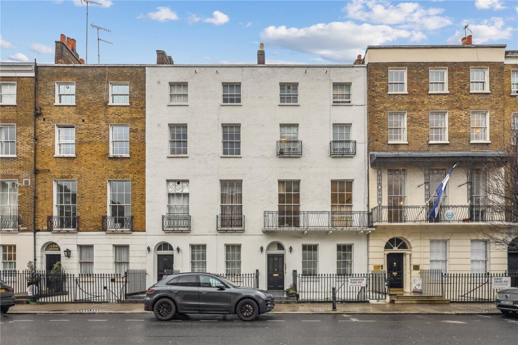 2 bed 1st Floor Flat for rent in London. From Sandfords - Regents Park