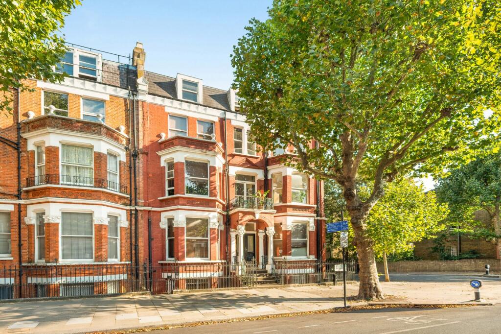 1 bed 1st Floor Flat for rent in Paddington. From Sandfords - Regents Park