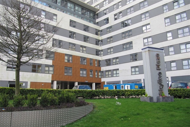 2 bed Flat for rent in Town Centre, Basingstoke. From Simmons Sons