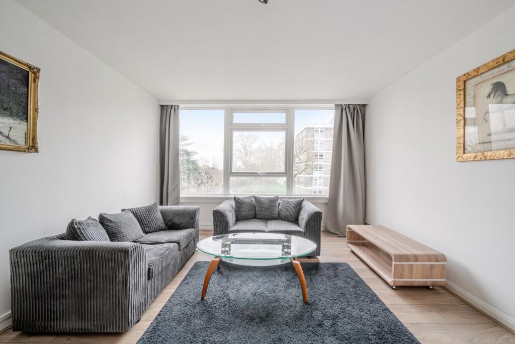 2 bed 1st Floor Flat for rent in London. From Kinleigh Folkard & Hayward - Sales - Putney