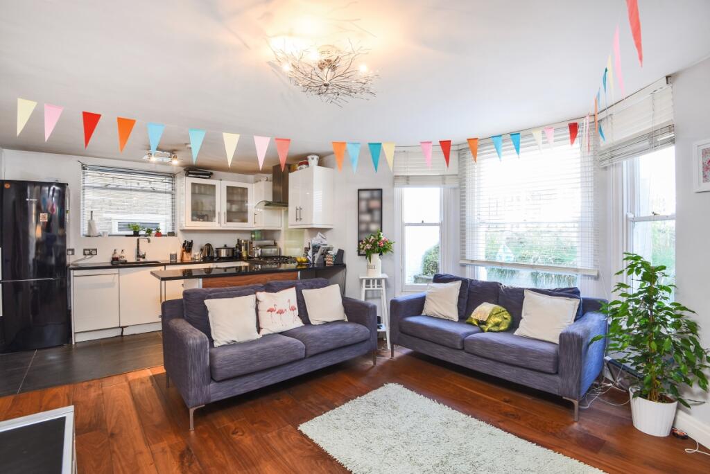 2 bed Not Specified for rent in Putney. From Kinleigh Folkard & Hayward - Sales - Putney