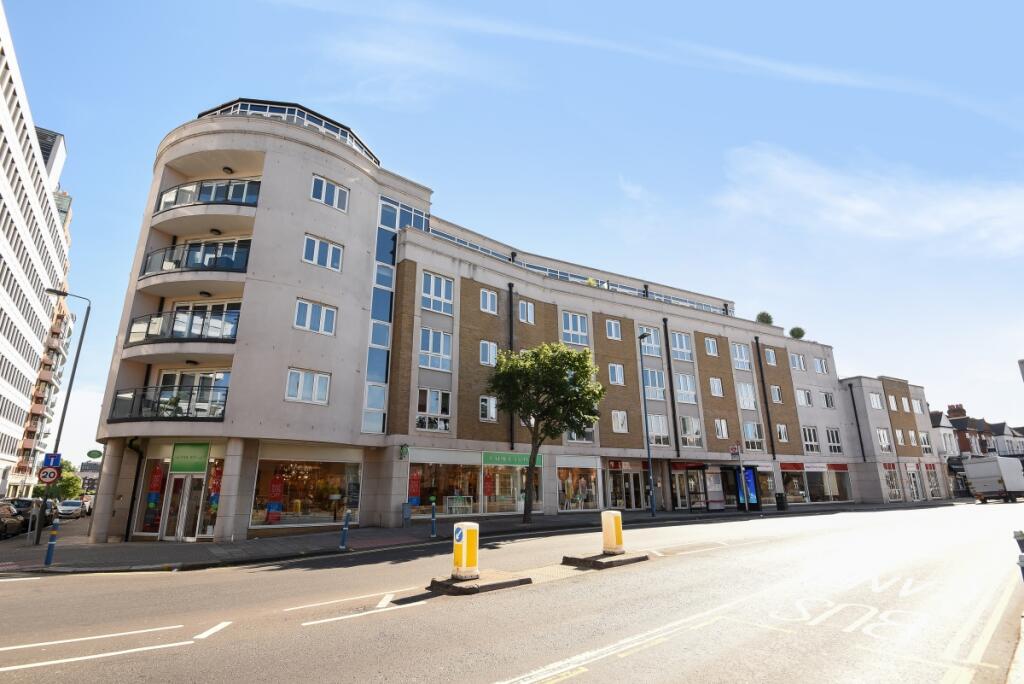 2 bed 1st Floor Flat for rent in Putney. From Kinleigh Folkard & Hayward - Sales - Putney