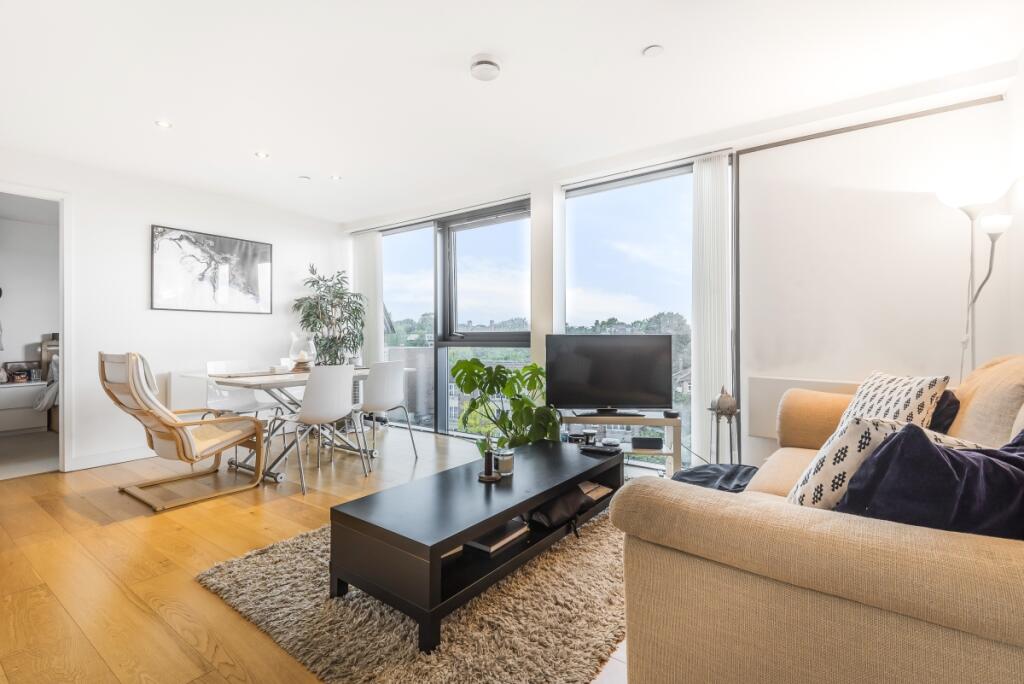 2 bed 1st Floor Flat for rent in Putney. From Kinleigh Folkard & Hayward - Sales - Putney