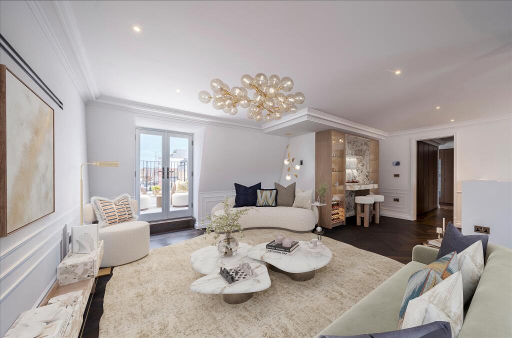 3 bed 1st Floor Flat for rent in London. From Knight Frank - Mayfair