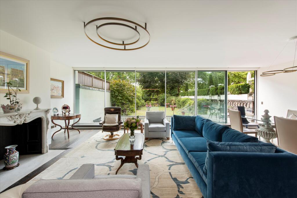 3 bed 1st Floor Flat for rent in London. From Knight Frank - Mayfair 3 bed 1st Floor Flat for rent in London. From Knight Frank - Mayfair