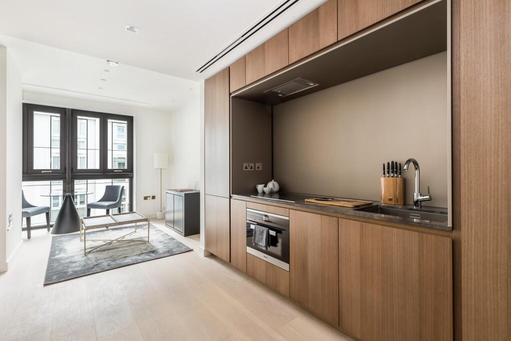 4 bed 1st Floor Flat for rent in London. From Knight Frank - Mayfair 4 bed 1st Floor Flat for rent in London. From Knight Frank - Mayfair