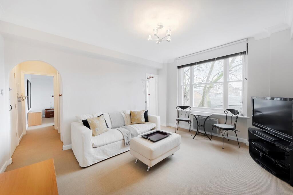 1 bed 1st Floor Flat for rent in London. From Knight Frank - Mayfair