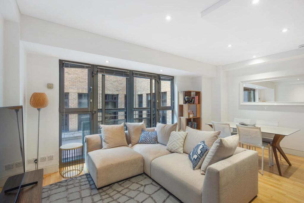 1 bed 1st Floor Flat for rent in London. From Knight Frank - Mayfair