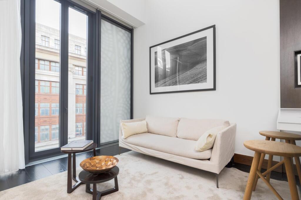 1 bed 1st Floor Flat for rent in London. From Knight Frank - Mayfair