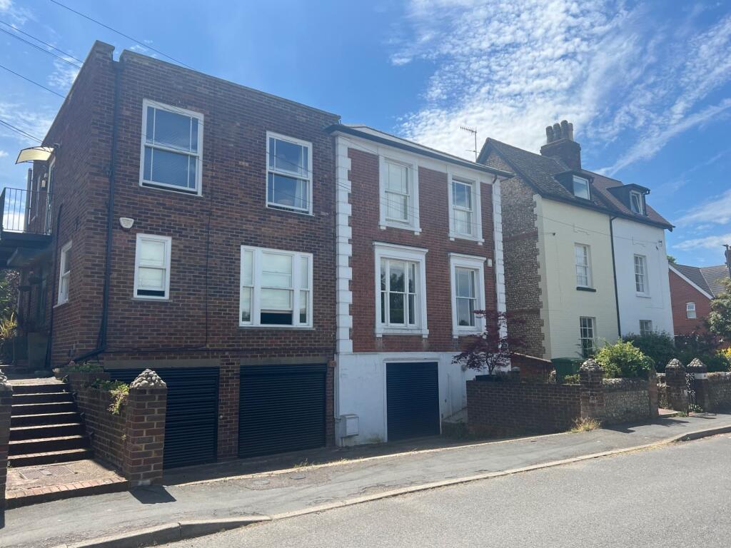 1 bed Annexe for rent in Dorking. From Jackie Quinn & Co.Ltd 1 bed Annexe for rent in Dorking. From Jackie Quinn & Co.Ltd