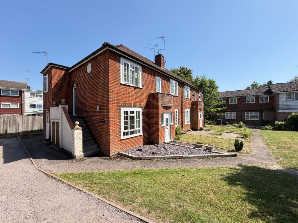 2 bed Annexe for rent in Leatherhead. From Jackie Quinn & Co.Ltd