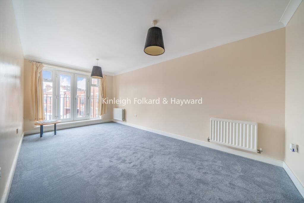 2 bed 1st Floor Flat for rent in Keston Mark. From Kinleigh Folkard & Hayward - Sales - Bromley 2 bed 1st Floor Flat for rent in Keston Mark. From Kinleigh Folkard & Hayward - Sales - Bromley