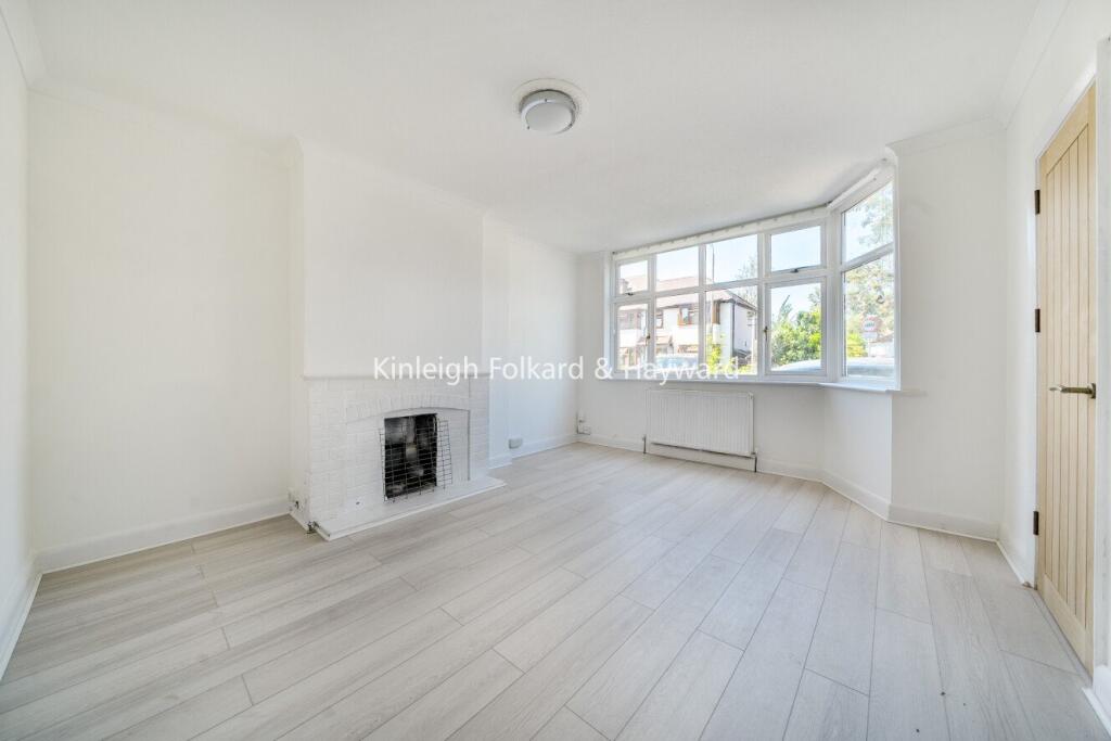2 bed Annexe for rent in Keston Mark. From Kinleigh Folkard & Hayward - Sales - Bromley