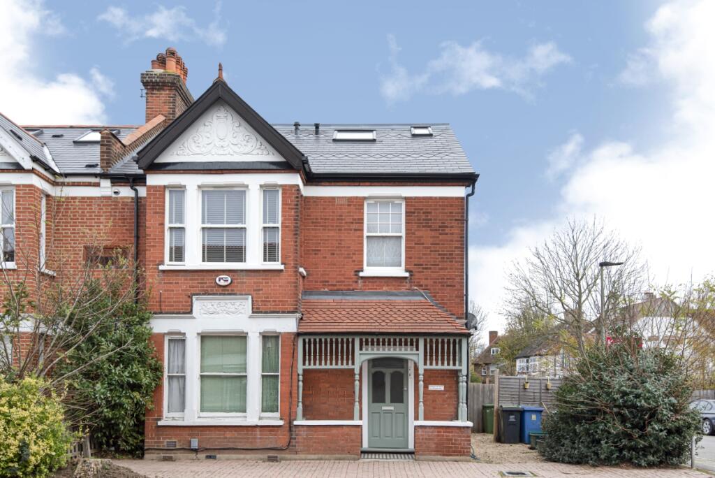 2 bed 1st Floor Flat for rent in Beckenham. From Kinleigh Folkard & Hayward - Sales - Bromley