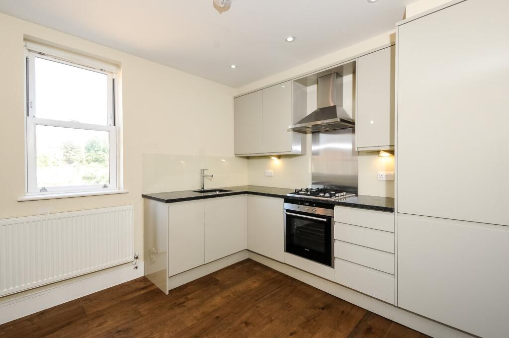 2 bed 1st Floor Flat for rent in Chislehurst. From Kinleigh Folkard & Hayward - Sales - Bromley 2 bed 1st Floor Flat for rent in Chislehurst. From Kinleigh Folkard & Hayward - Sales - Bromley