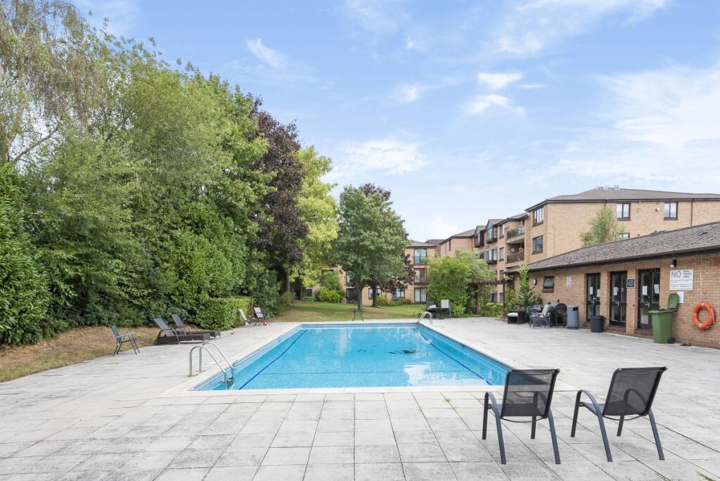 1 bed 1st Floor Flat for rent in Chislehurst. From Kinleigh Folkard & Hayward - Sales - Bromley