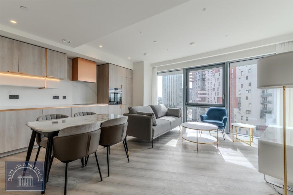 2 bed Apartment for rent in Poplar. From Petty Son and Prestwich 2 bed Apartment for rent in Poplar. From Petty Son and Prestwich