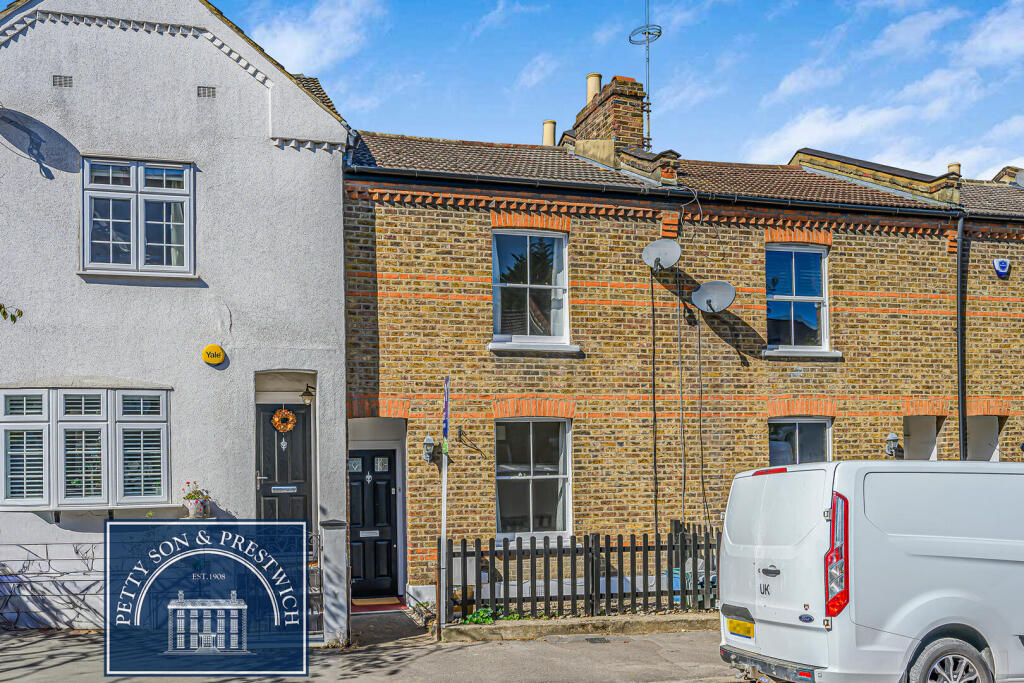 2 bed Detached for rent in Wanstead. From Petty Son and Prestwich