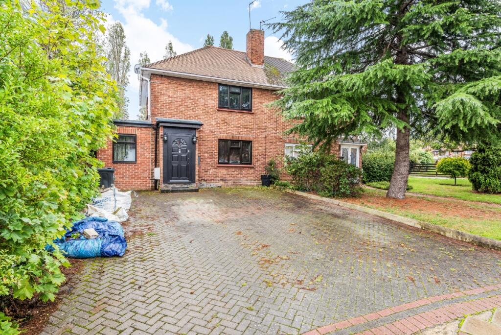2 bed Detached House for rent in Chislehurst. From Kinleigh Folkard & Hayward