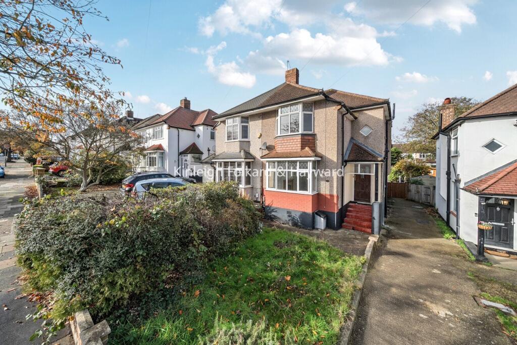 3 bed Semi Detached for rent in Chislehurst. From Kinleigh Folkard & Hayward - Sales - Chislehurst