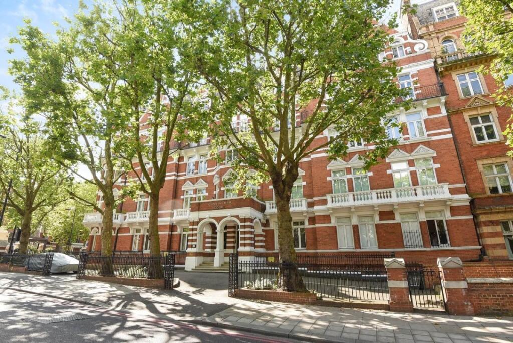 2 bed 1st Floor Flat for rent in London. From Kinleigh Folkard & Hayward - Sales - St John's Wood