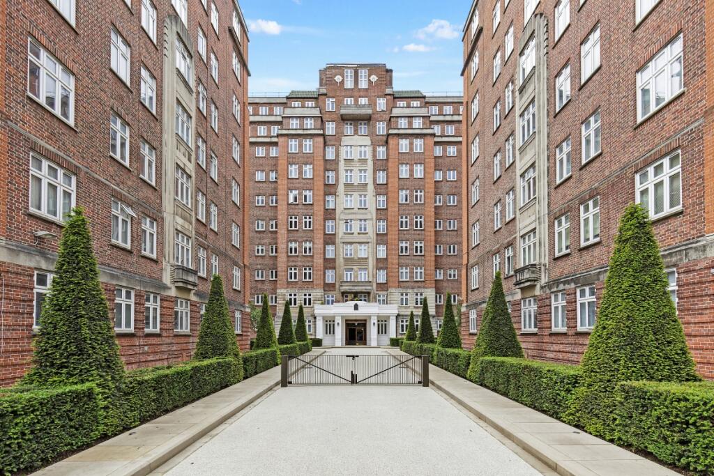 1 bed 1st Floor Flat for rent in Paddington. From Kinleigh Folkard & Hayward - Sales - St John's Wood