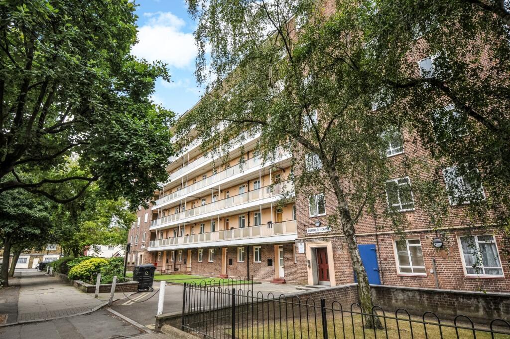1 bed 1st Floor Flat for rent in London. From Kinleigh Folkard & Hayward - Sales - St John's Wood