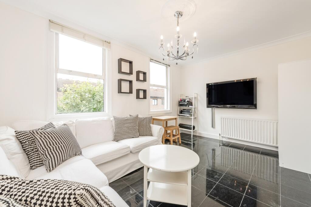 2 bed 1st Floor Flat for rent in London. From Kinleigh Folkard & Hayward - Sales - St John's Wood