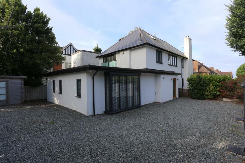 4 bed Detached House for rent in Brighton and Hove. From Property Moves