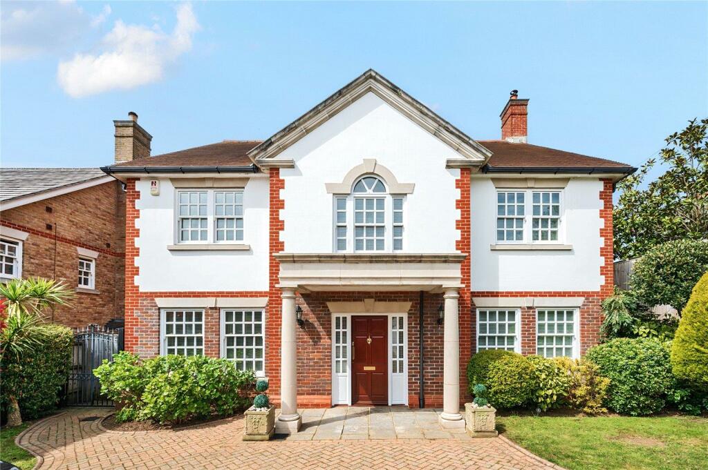 5 bed Detached House for rent in Brighton and Hove. From Property Moves