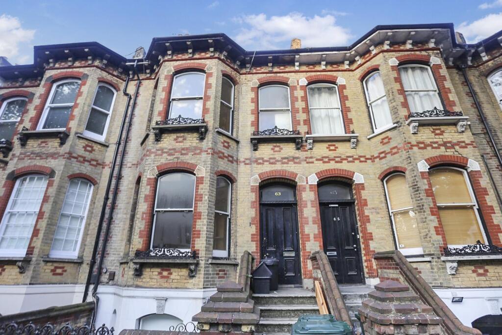 6 bed Detached for rent in Brighton and Hove. From Property Moves