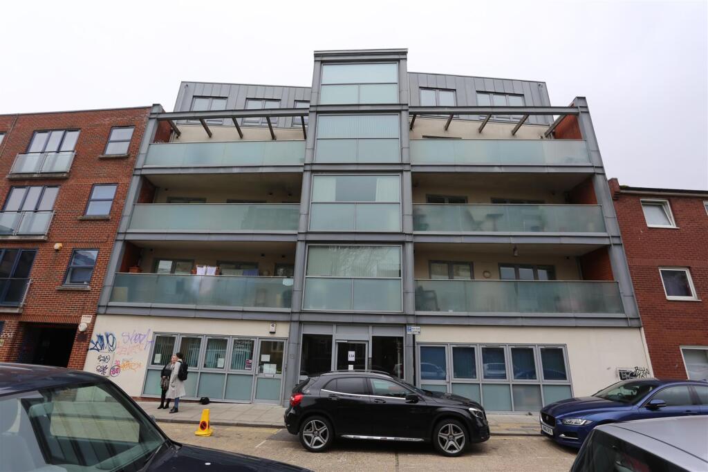 2 bed 1st Floor Flat for rent in Ovingdean. From Property Moves