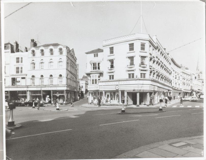 2 bed 1st Floor Flat for rent in Brighton and Hove. From Property Moves