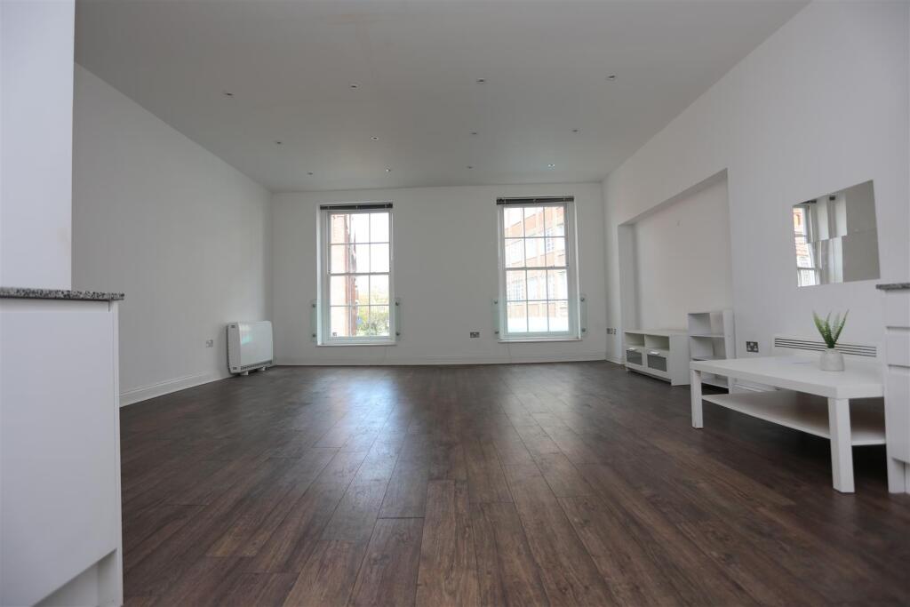 2 bed Annexe for rent in Brighton and Hove. From Property Moves