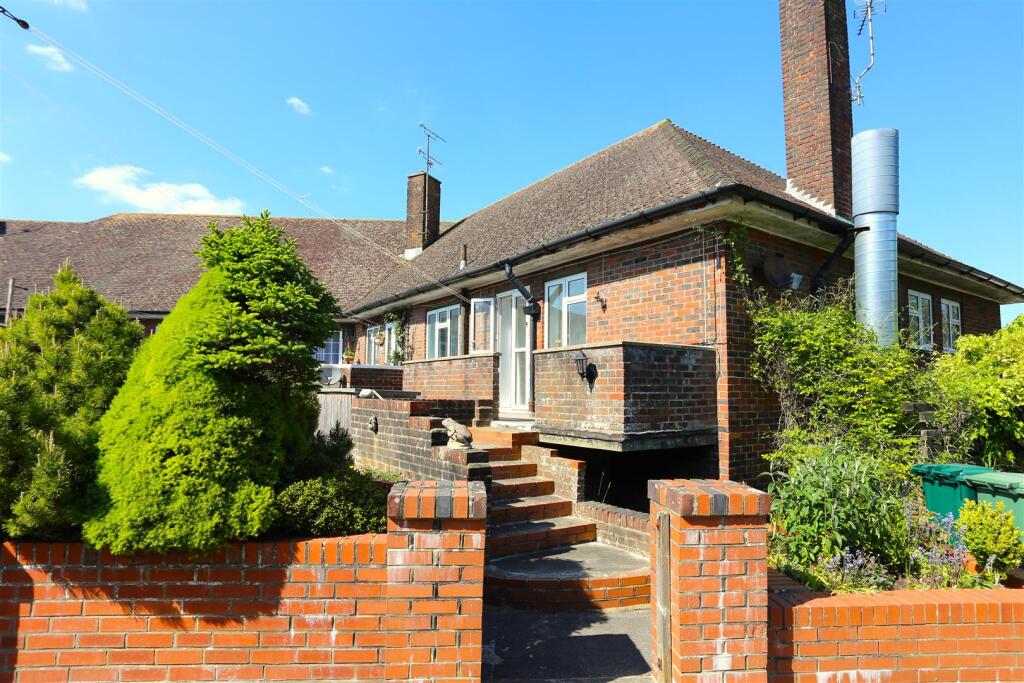 2 bed 1st Floor Flat for rent in Falmer. From Property Moves