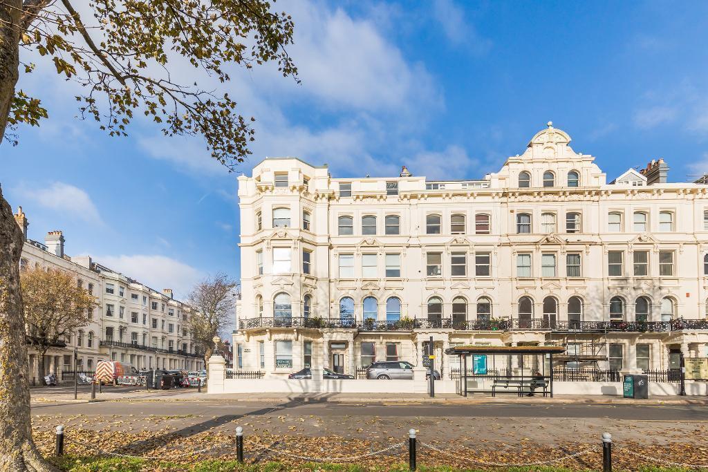 1 bed 1st Floor Flat for rent in Brighton and Hove. From Property Moves 1 bed 1st Floor Flat for rent in Brighton and Hove. From Property Moves