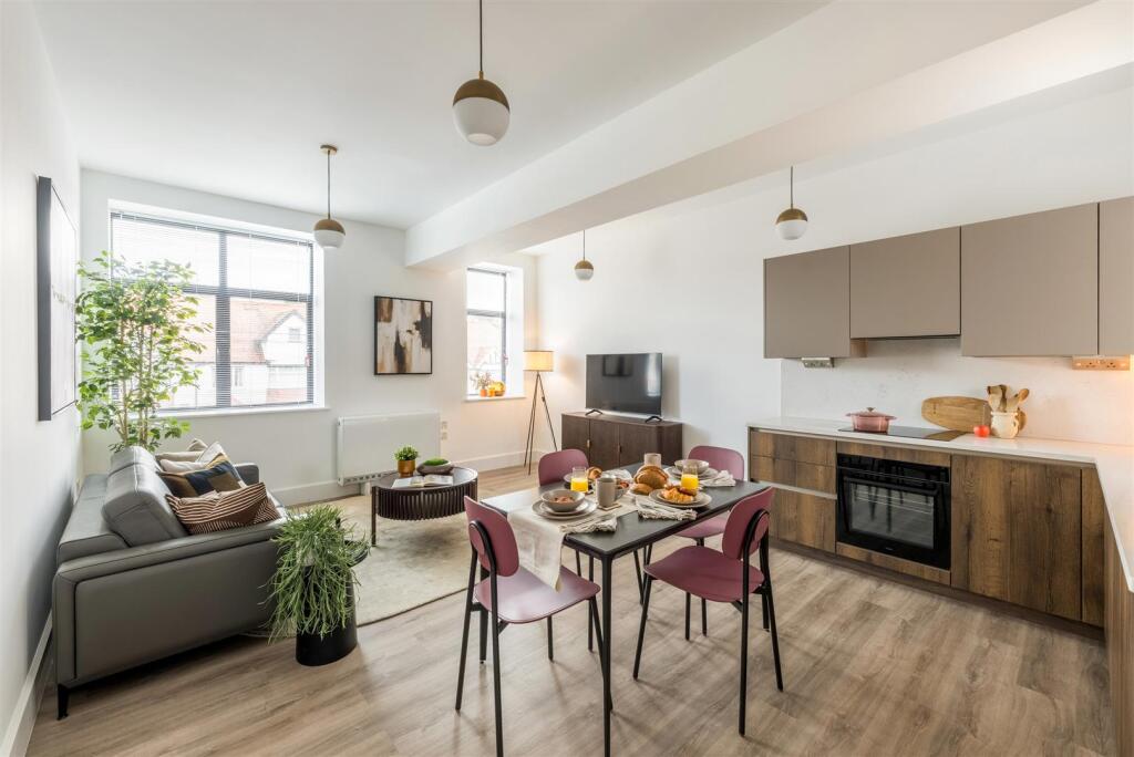 1 bed 1st Floor Flat for rent in Brighton and Hove. From Property Moves 1 bed 1st Floor Flat for rent in Brighton and Hove. From Property Moves