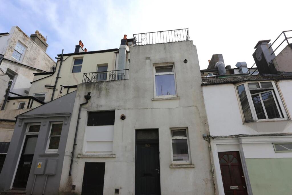 4 bed Studio for rent in Brighton and Hove. From Property Moves