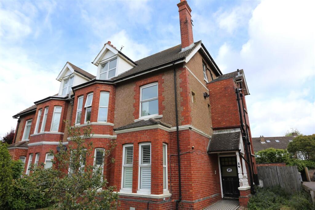 2 bed 1st Floor Flat for rent in Brighton and Hove. From Property Moves 2 bed 1st Floor Flat for rent in Brighton and Hove. From Property Moves