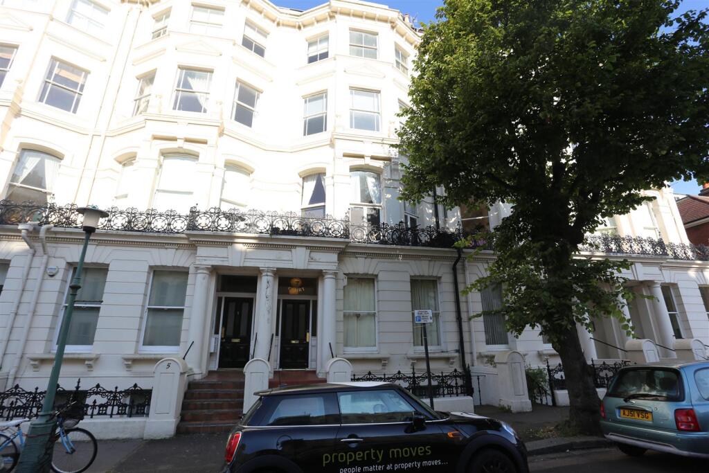 2 bed 1st Floor Flat for rent in Brighton and Hove. From Property Moves 2 bed 1st Floor Flat for rent in Brighton and Hove. From Property Moves