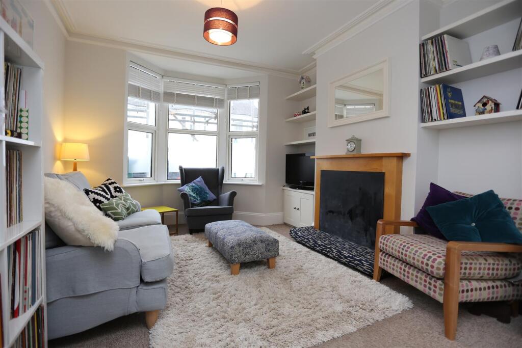 3 bed Detached for rent in Portslade-by-Sea. From Property Moves 3 bed Detached for rent in Portslade-by-Sea. From Property Moves