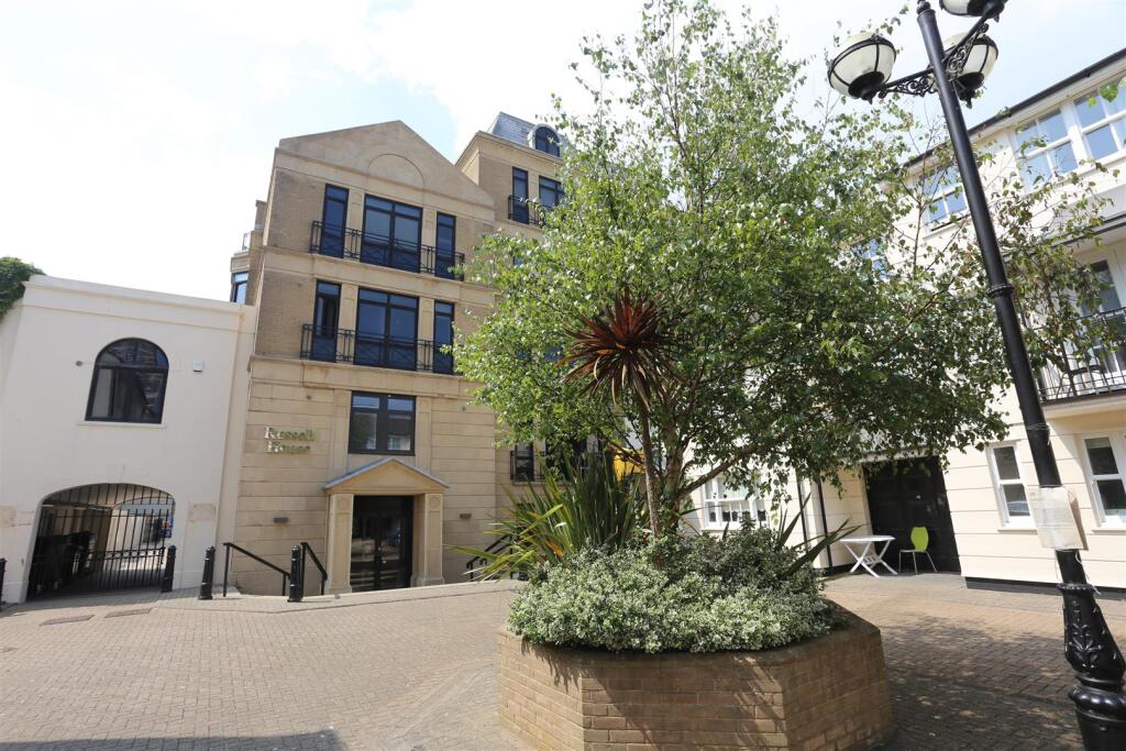1 bed 1st Floor Flat for rent in Falmer. From Property Moves